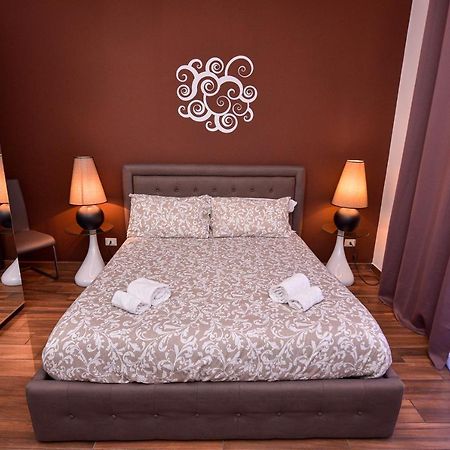 Symposium Bed&Breakfast คาตาเนีย ภายนอก รูปภาพ