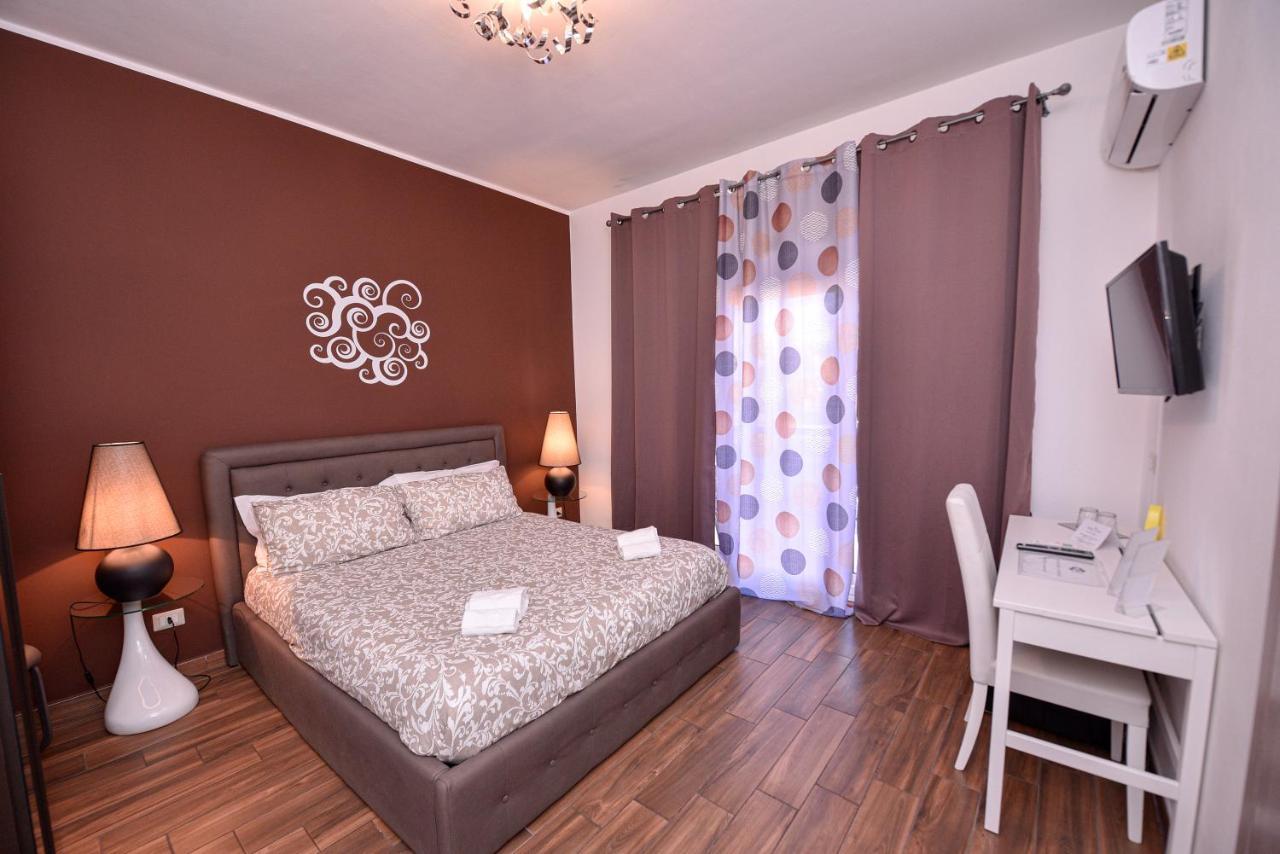 Symposium Bed&Breakfast คาตาเนีย ภายนอก รูปภาพ