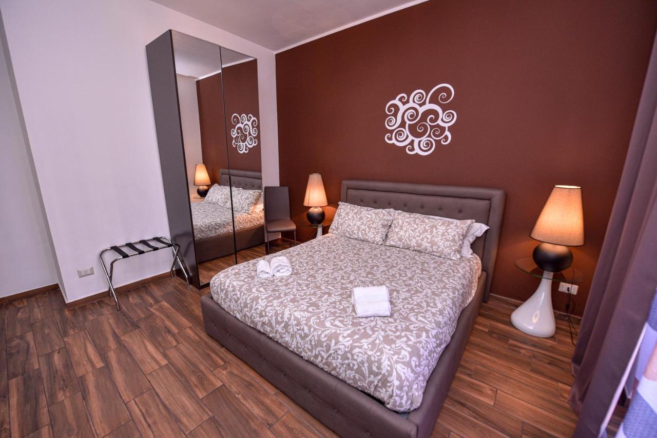 Symposium Bed&Breakfast คาตาเนีย ภายนอก รูปภาพ